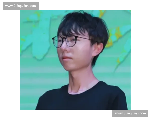 感动!解说为激励新人选手,现场分享了自己艰难的职业生涯